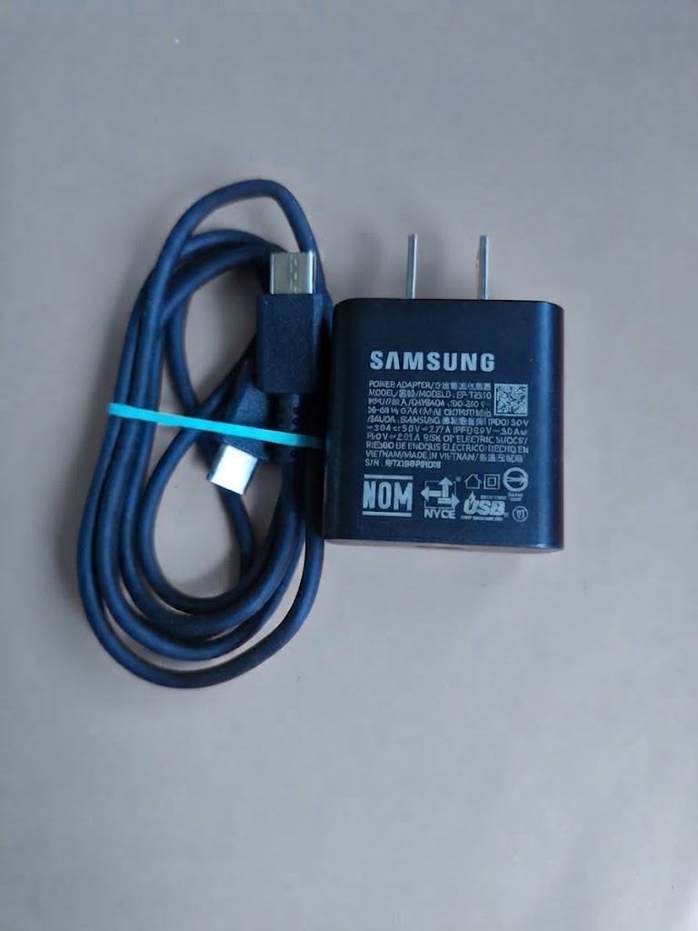 Cargador de Samsung 45W Original con Cable Tipo C - Imagen 2
